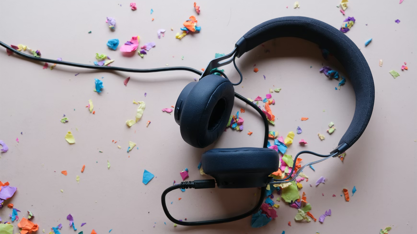 How to Clean and Care for Your Earphones or Headphones