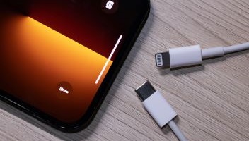 Lightning VS USB-C: What to expect from the new iPhone cable