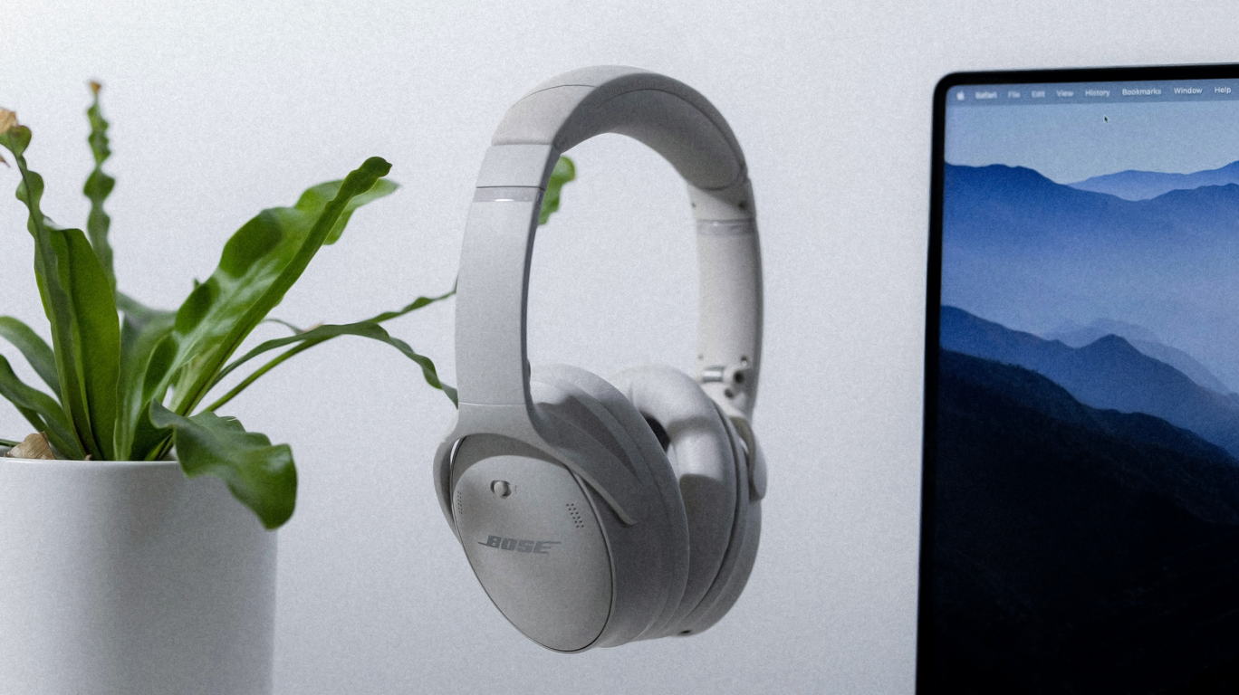 Elevate Your Audio: Exploring the Bose QuietComfort QC45 Headphones